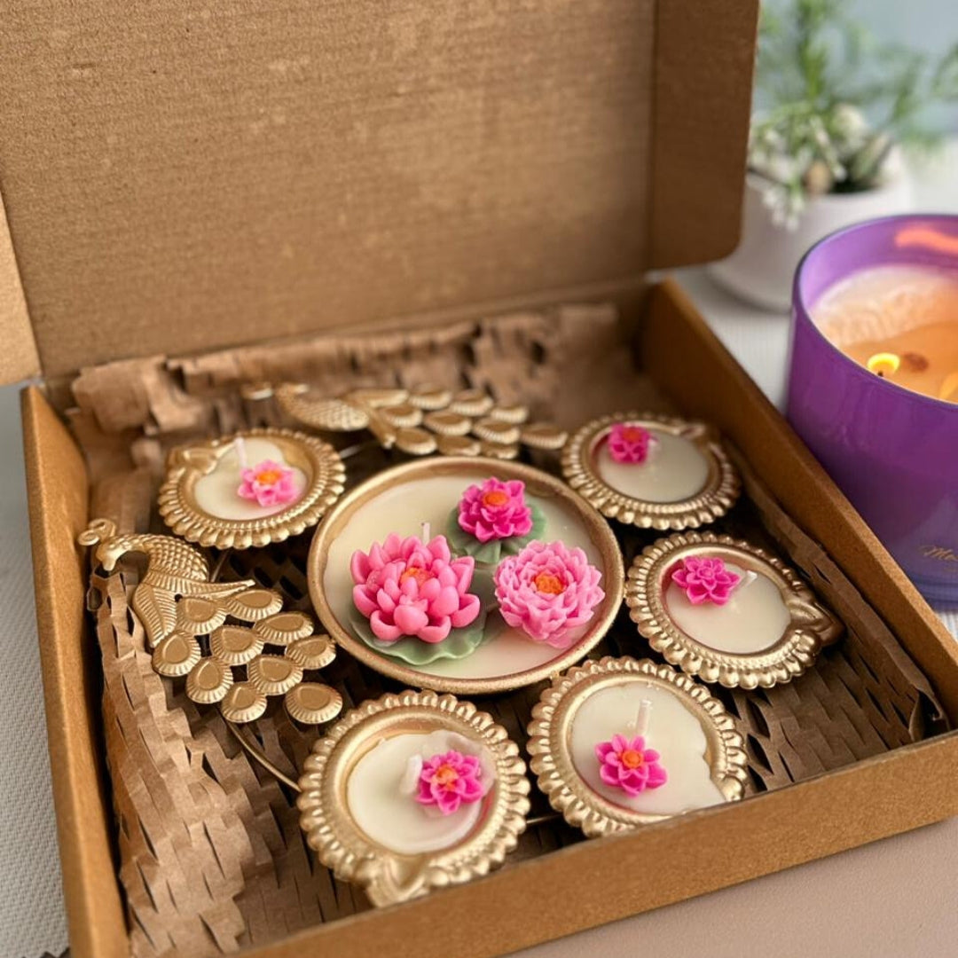 Peacock Urli Candle with Flowers – Floral/woody